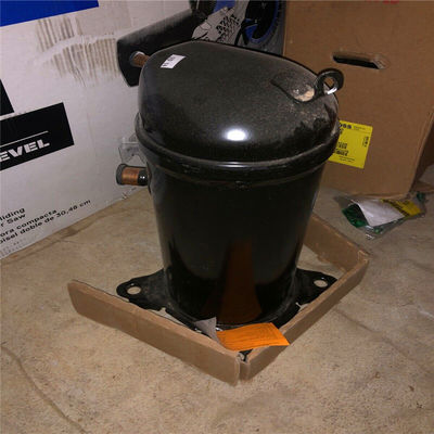 ไม่มีตัวประหยัดพลังงานสแตนเลสนักแสดง AC Scroll Compressors HRM051U4LP6